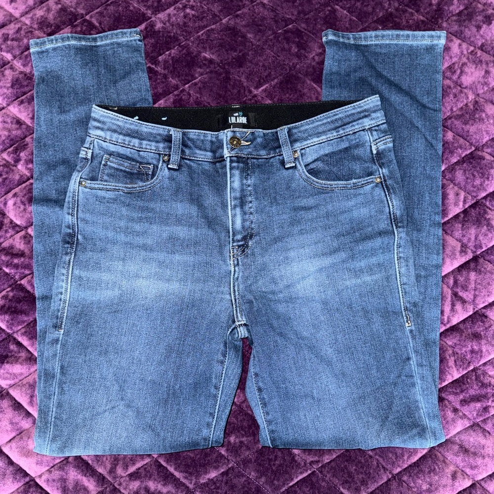 LuLaRoe Women’s Blue Slim Straight Jeans